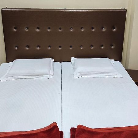 Hotel Avadh Balrāmpur Eksteriør bilde