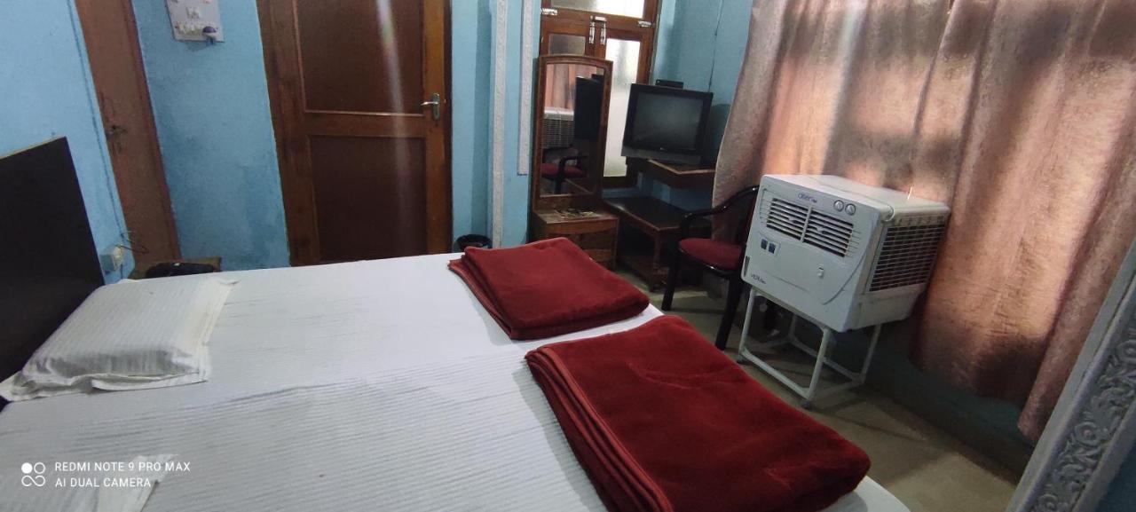 Hotel Avadh Balrāmpur Eksteriør bilde